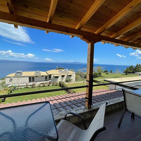 Afytos Sea View Apartment ภายนอก รูปภาพ