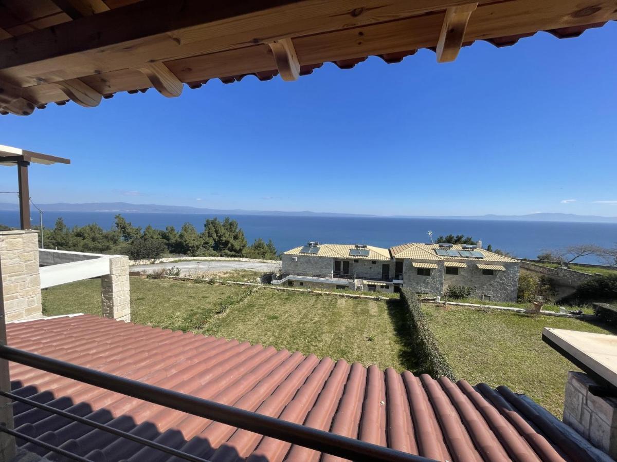 Afytos Sea View Apartment ภายนอก รูปภาพ