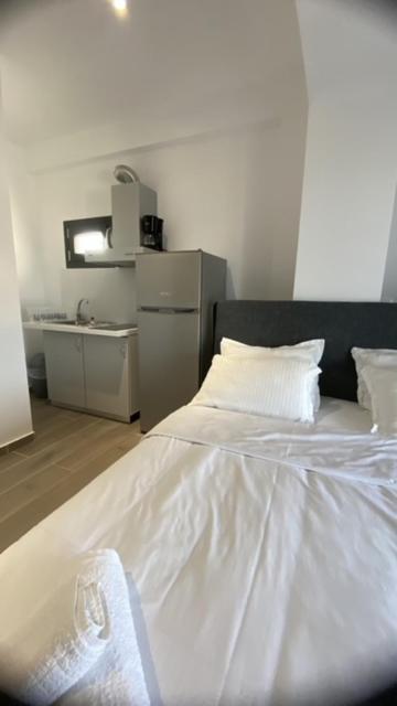 Afytos Sea View Apartment ภายนอก รูปภาพ
